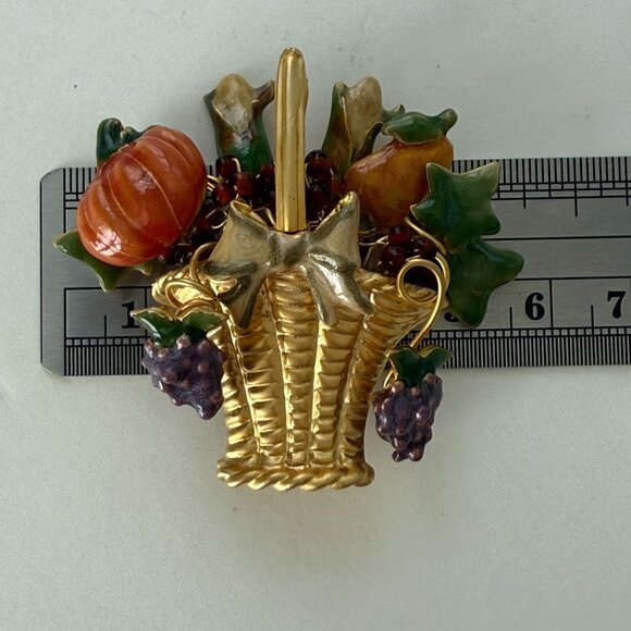 Vintage Gold-Tone Basket Pin Brooch Enamel Fall Harvest Fruits & Leaves Design - Picture 3 of 3